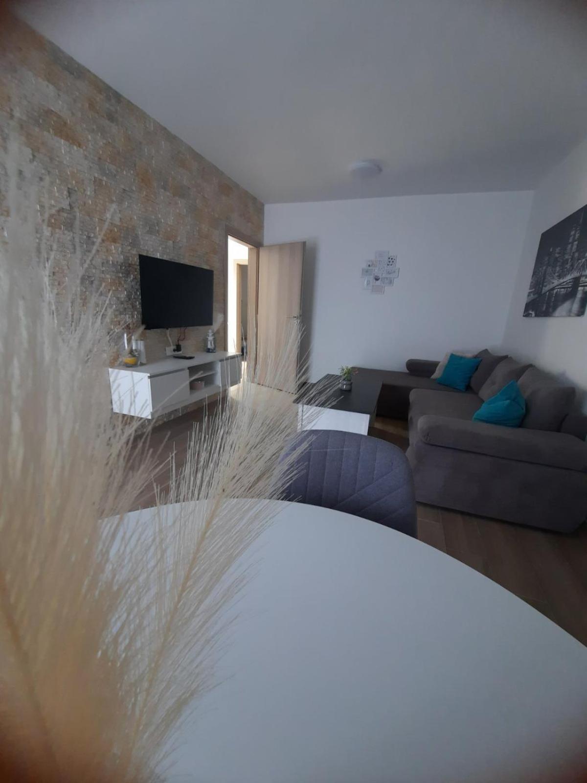 Apartmani Gabrijel Novi Vinodolski Eksteriør bilde